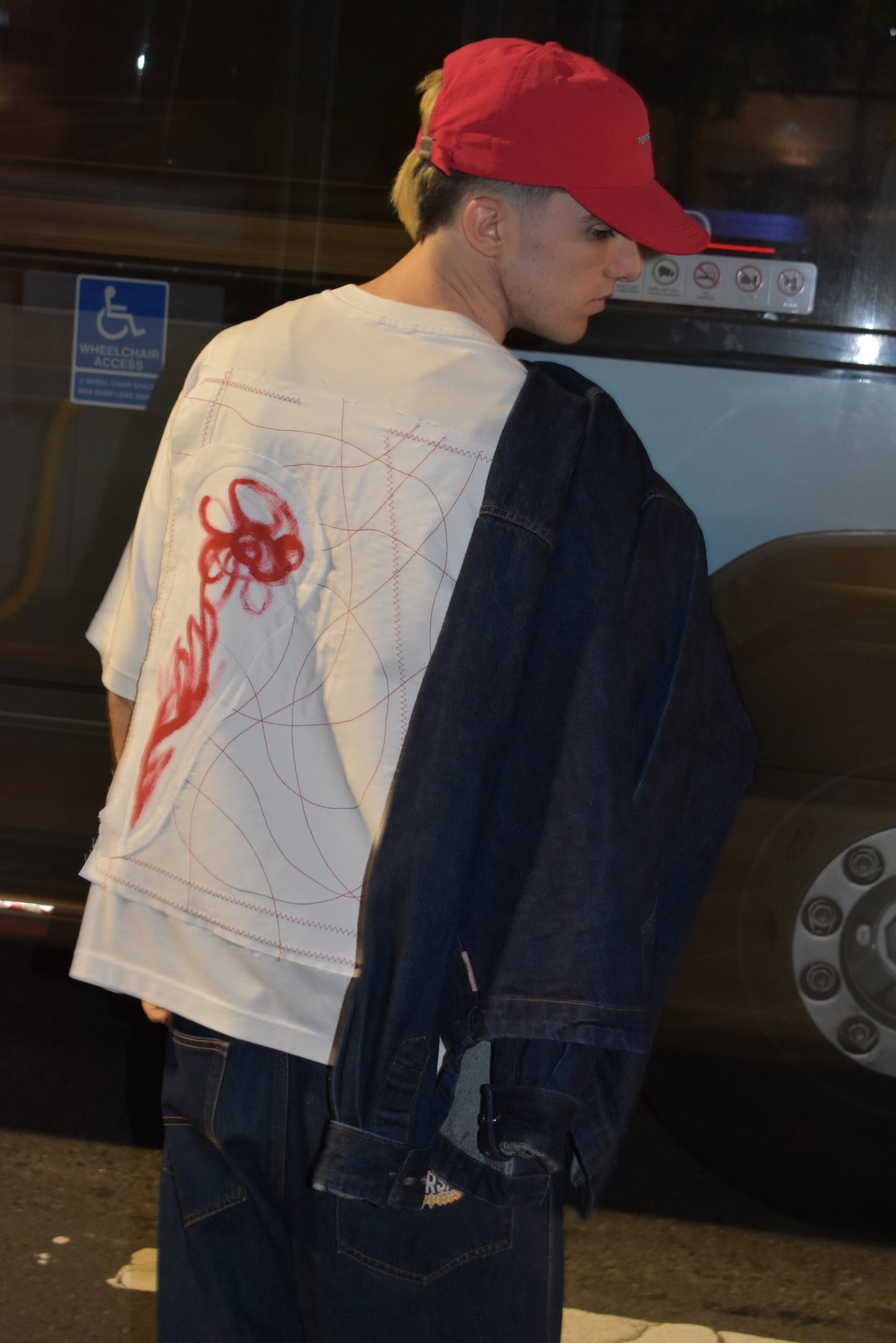 Oversized Stitch Tee - White // AM061