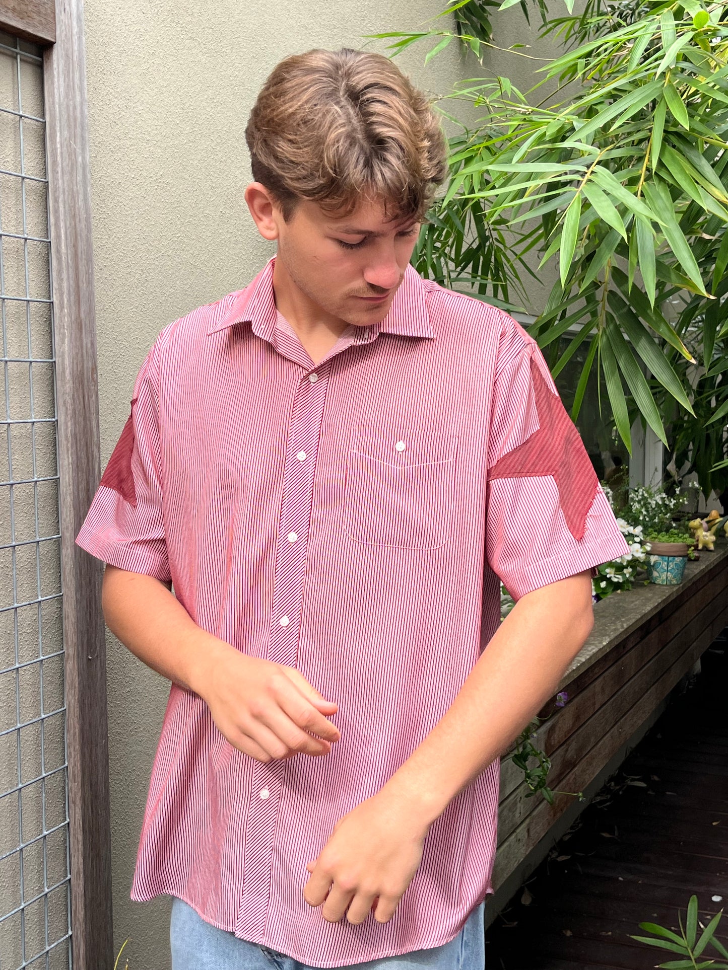 Star Sleeve Shirt - Red // AM066