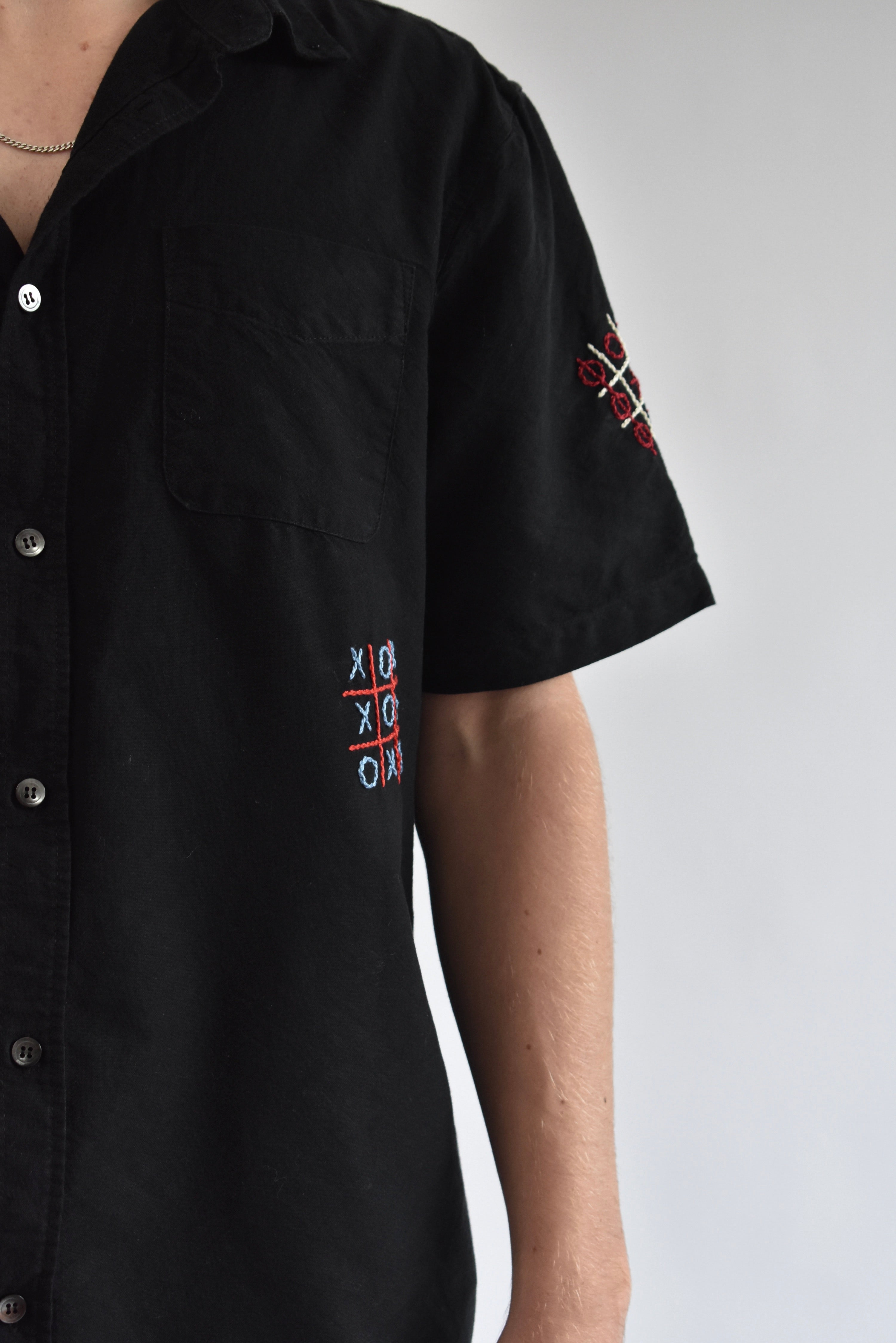 Noughts and Crosses Shirt - Black // AM057