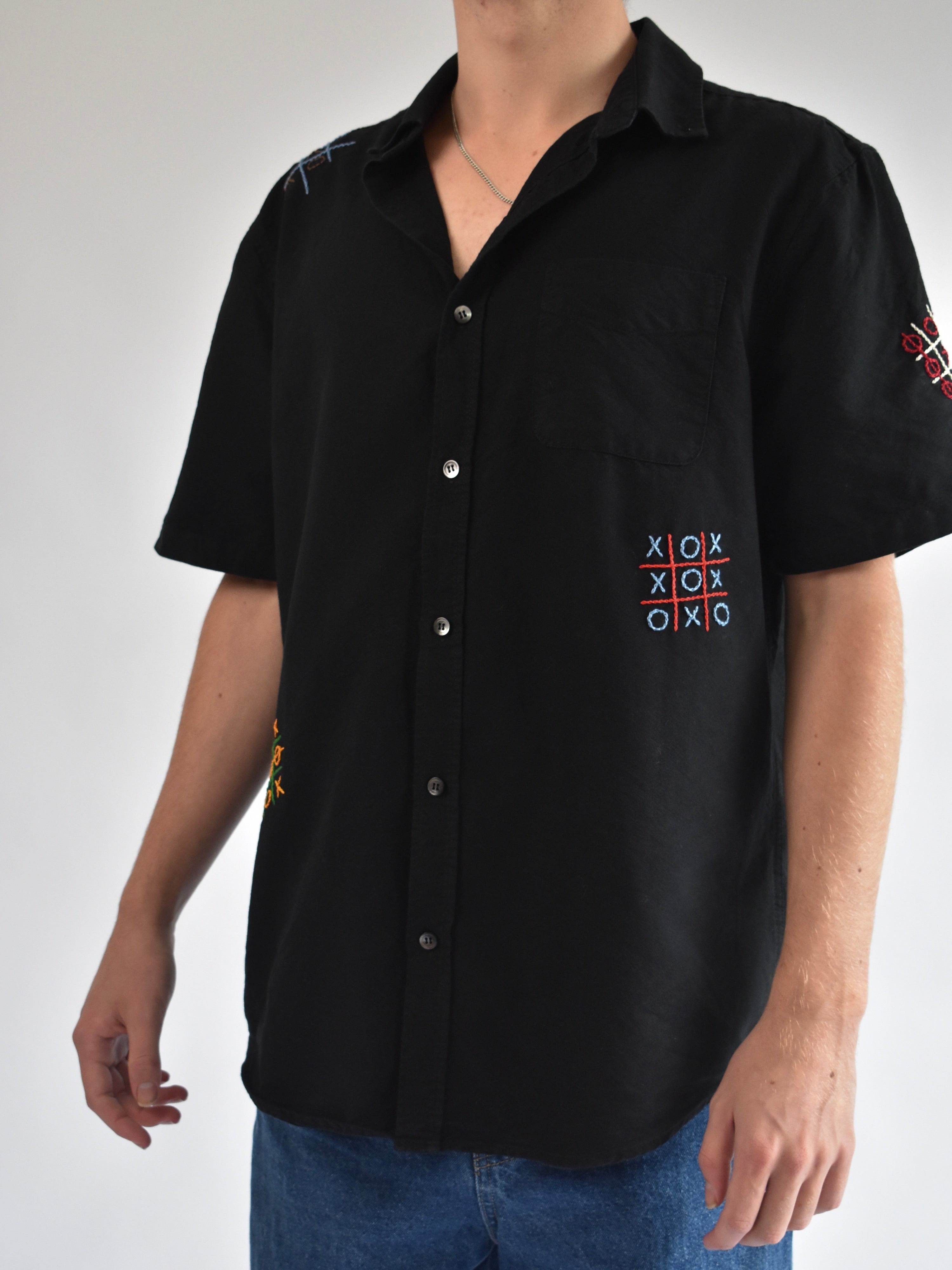 Noughts and Crosses Shirt - Black // AM057