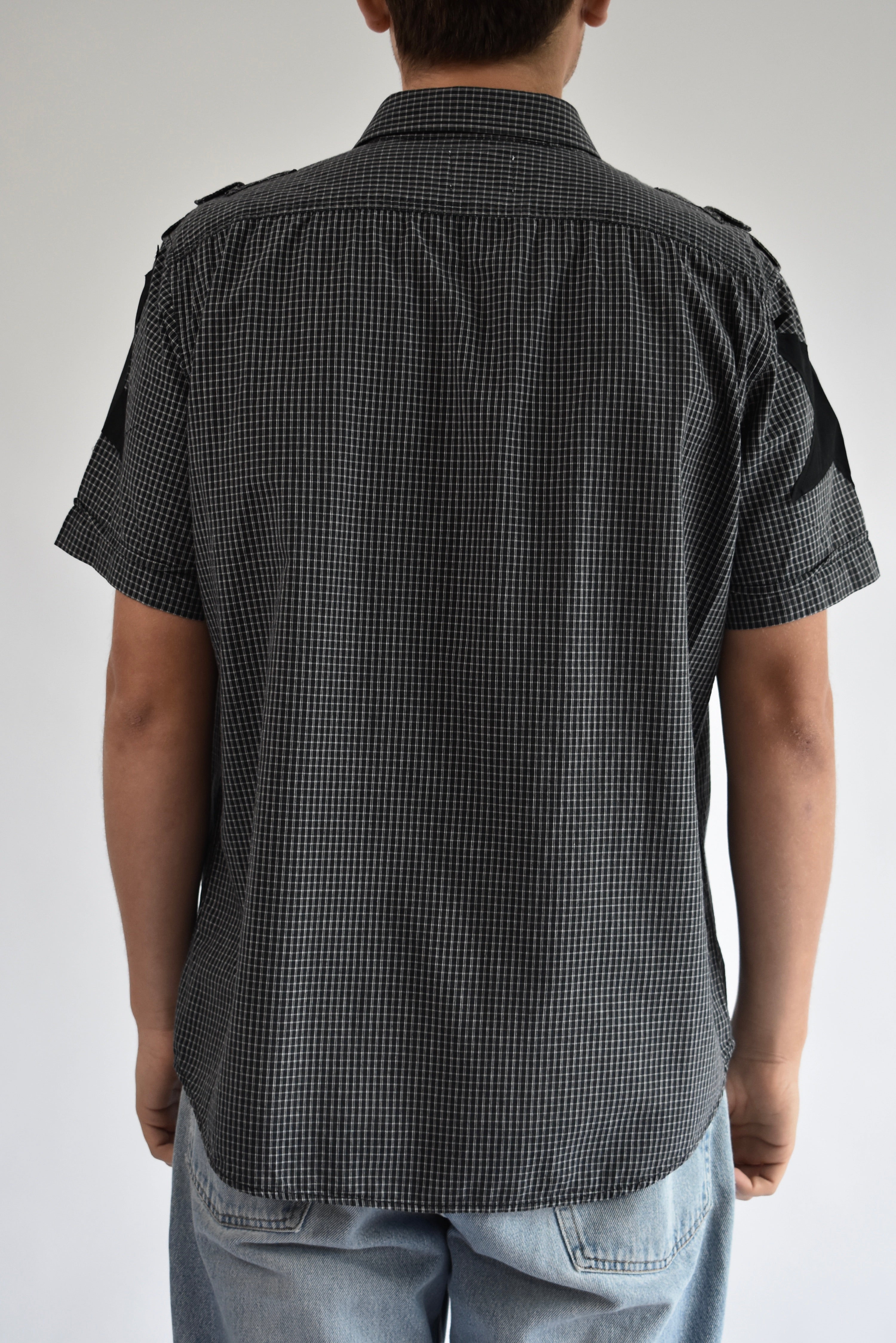 Star Sleeve Shirt - Black // AM065