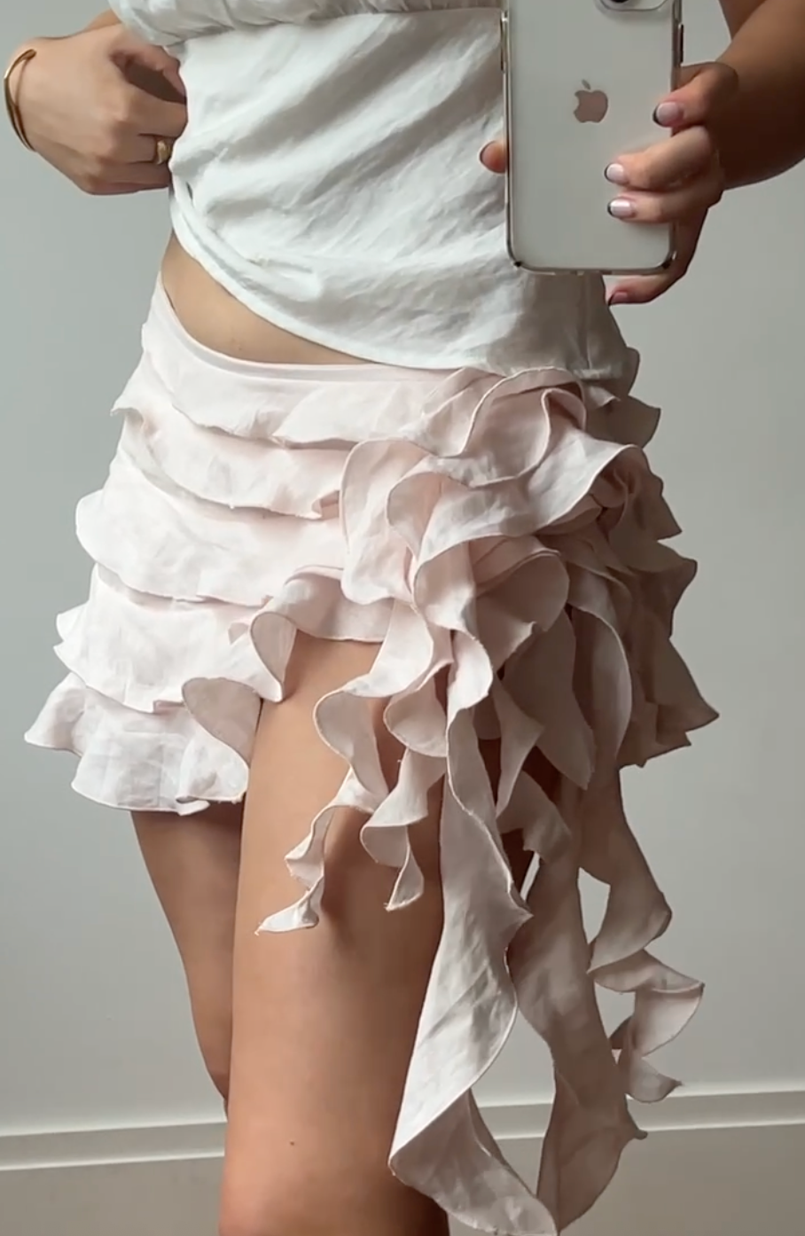 RUFFLE MINI SKIRT